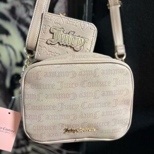🤎🩷NWT-Juicy Couture Gothic Dots Cafe Bestsellers Camera Crossbody & wallet🤎🩷